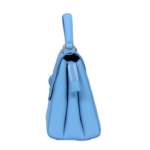 Chic Everyday Essentials - Image 4